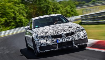 BMW 3シリーズ セダン 新型の開発プロトタイプ車