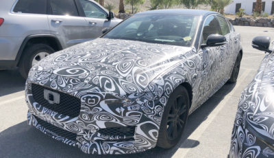 ジャガー XE 改良新型スクープ写真