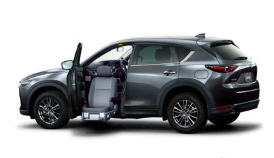 マツダ CX-5 助手席リフトアップシート車