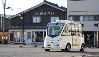 自動運転バス