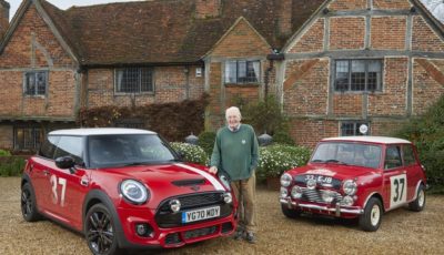 MINI パディ・ホプカーク・エディション とパディ・ホプカーク氏。右は1964年のモンテカルロラリーを制した Mini クーパー