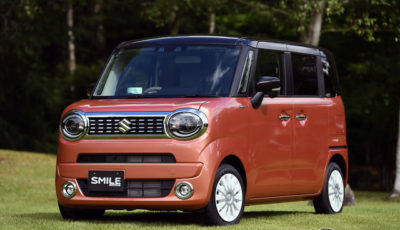 スズキ ワゴンR スマイル（ハイブリッドX 2WD）