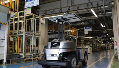ヤマハ発動機・ティアフォー・eve autonomyの3社が開発した新型自動運転EV自動搬送サービス“eve auto”