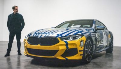 BMW THE 8 X JEFF KOONSとアーティストのジェフ・クーンズ氏