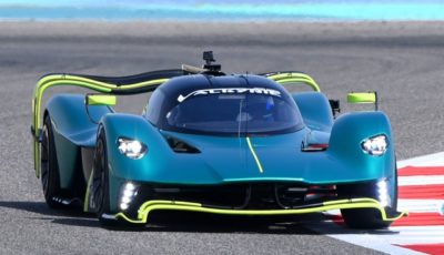 アストンマーティン・ヴァルキリー AMR プロ