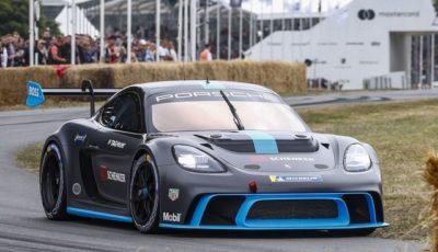 ポルシェ 718 ケイマン GT4 e パフォーマンス（グッドウッド2022）