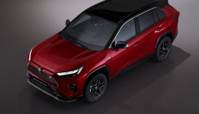 トヨタ RAV4 プラグインハイブリッド GR SPORT（欧州仕様）