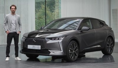 DS 4 E-TENSE 225 PERFORMANCE LINE +のワンオフモデルとフォーミュラEのジャン-エリック・ベルニュ選手