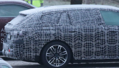 BMW 5シリーズツーリング 次期型プロトタイプ（スクープ写真）