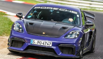 ポルシェ 718 ケイマン GT4 RS の「マンタイキット」装着車