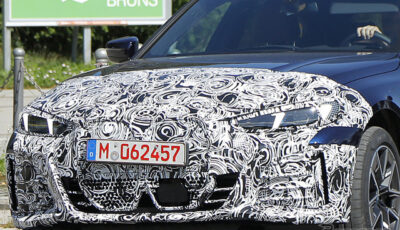BMW i4 改良新型プロトタイプ（スクープ写真）