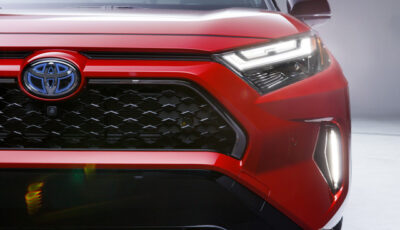 トヨタ RAV4 プライム（RAV4 PHEV に相当）の2024年モデル（米国仕様）