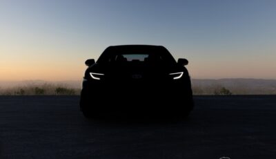 米トヨタの新型車のティザー写真