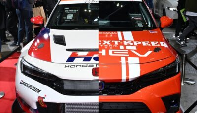 ホンダ シビック e:HEV joy耐参戦車両（右）/ ホンダ シビック タイプR CNF-R S耐参戦車両（左）