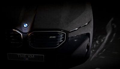 外装までアルカンターラを採用したBMW『XM』