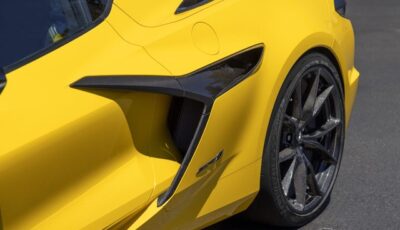 新型『コルベットZR1』のにカーボン製ホイールを豪カーボンレボリューションが供給