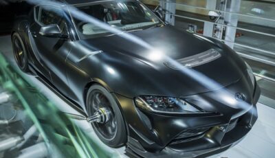 トヨタ・スープラ A90 Final Edition（日本仕様のプロトタイプ）