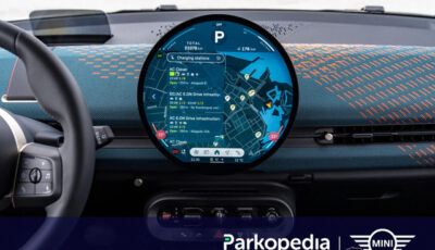 MINIの最新のEVに採用されたParkopediaの世界初の円形OLEDディスプレイ