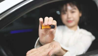 LGイノテックの自動運転向け多機能車内モニタリングカメラ