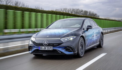 全固体電池を搭載したメルセデスベンツ『EQS』ベースの試作車