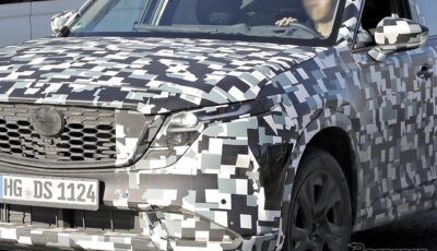 マツダ CX-5 次期型のプロトタイプ