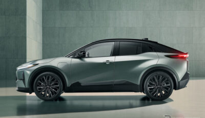 トヨタ C-HR+