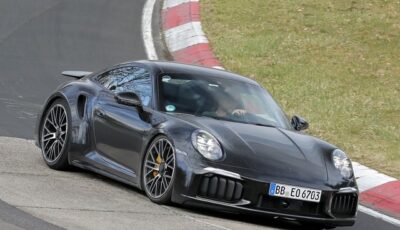 ポルシェ 911ターボS 改良新型のプロトタイプ