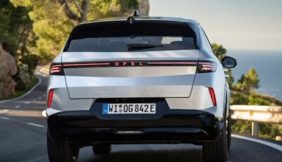 オペル『グランドランド』新型のPHEV
