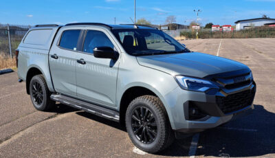 いすゞ D-MAX ハンツマン