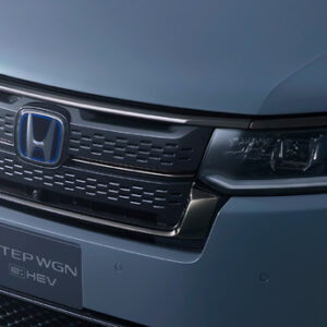 ホンダ ステップワゴン e:HEV SPADA PREMIUM LINE BLACK EDITION