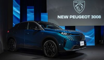 プジョー3008GT ハイブリッド