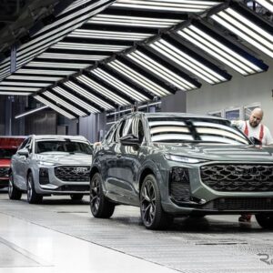 アウディ『Q3』新型の量産をハンガリー・ジェール工場で開始