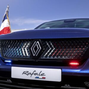 フランス大統領専用車「プレジデンシャル・ルノー・ラファール」
