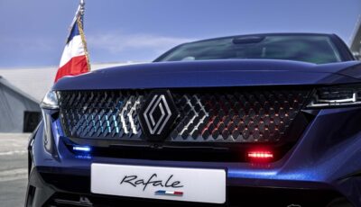 フランス大統領専用車「プレジデンシャル・ルノー・ラファール」