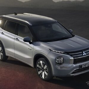 三菱『アウトランダーPHEV』改良新型