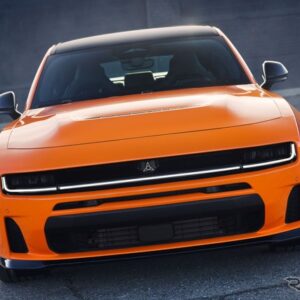 ダッジ『チャージャー』の内燃エンジン仕様の「スキャットパック」