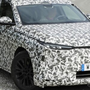 DS 7 次期型のプロトタイプ