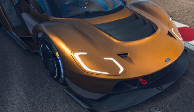 最後の現行モデルとなるフォード『GT』のサーキット専用車 『GT Mk IV』