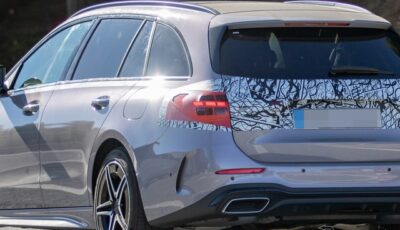 メルセデスベンツ Cクラス・ステーションワゴン 改良新型のプロトタイプ