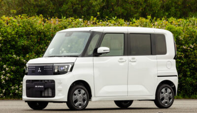 三菱 eKスペース 新型
