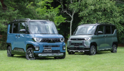 三菱 デリカミニ 新型（左）と従来型（右）