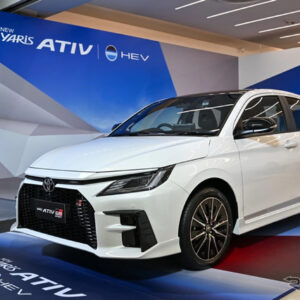 トヨタ『ヤリス アティブ HEV』新型のGRスポーツ