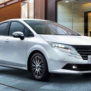 日産『ノート』の「AUTECH LINE」