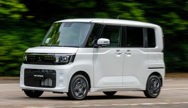 三菱 eKスペース 新型
