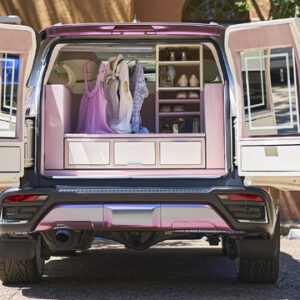 レクサス『LX』をベースに美容とファッションに特化したコンセプトカー「グラム LX」