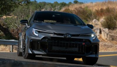 トヨタ GRカローラ の2026年モデル（米国仕様）