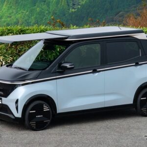 日産サクラの電動スライド式ソーラーシステム「Ao-Solar Extender（あおぞら エクステンダー）」搭載プロトタイプ