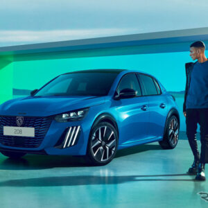 プジョー 208 GT Hybrid