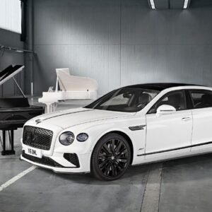 特別仕様のベントレー『フライングスパー・スピード』と限定生産ピアノ「スタインウェイ・グランドピアノ」