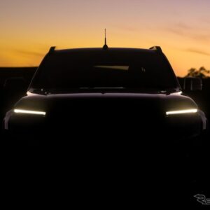 日産 ナバラ 新型のティザー